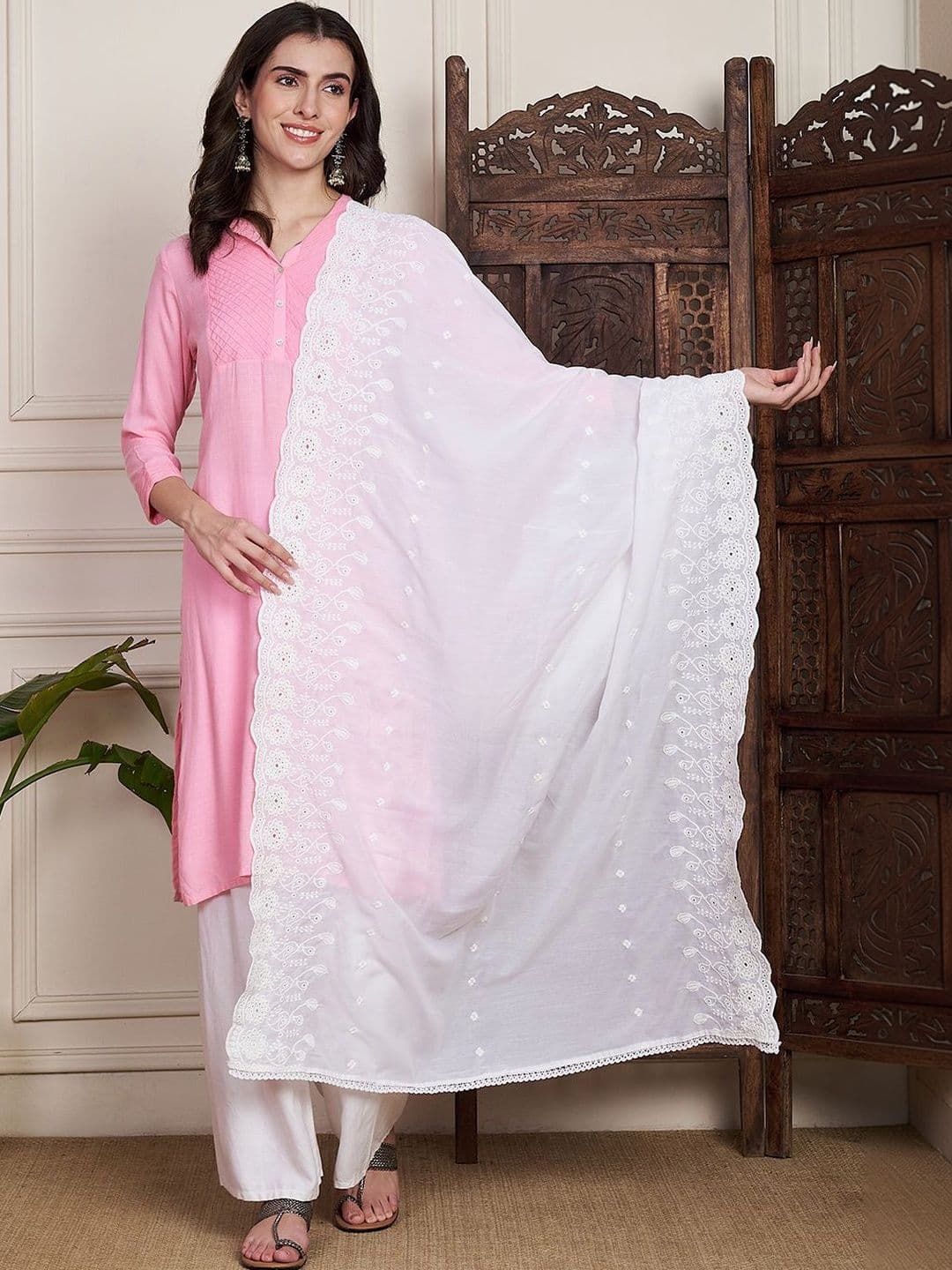 AKSHADEEP Floral Embroidered Chikankari Pure Cotton Dupatta - view 1