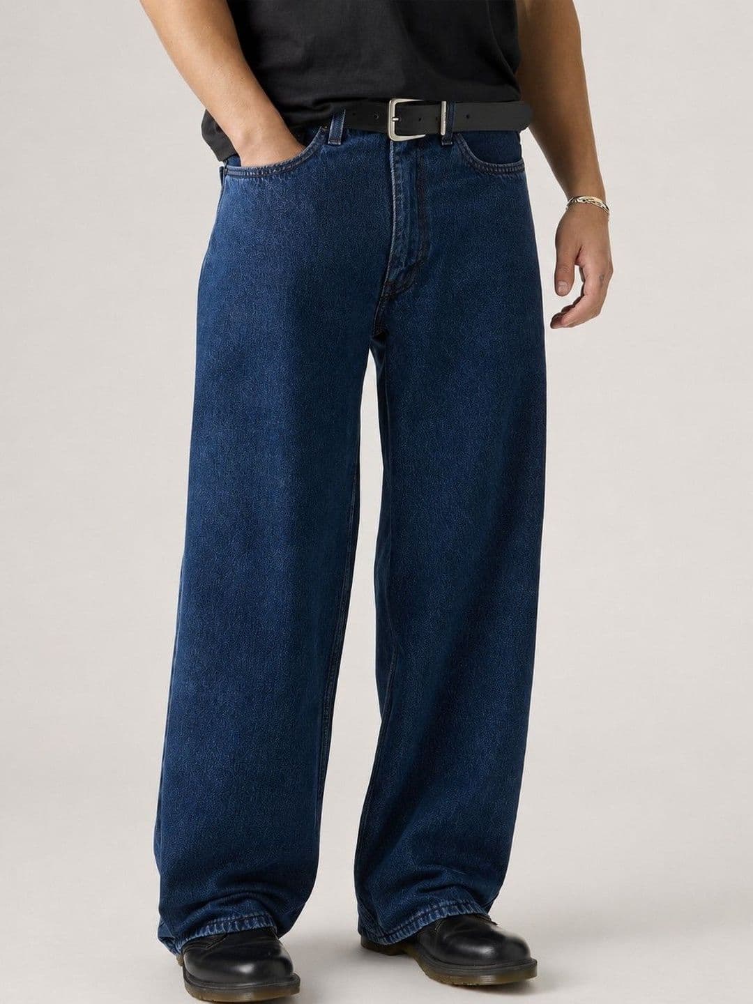 Ygdeal Men London Mid-Rise Light Fade Jeans - view 1