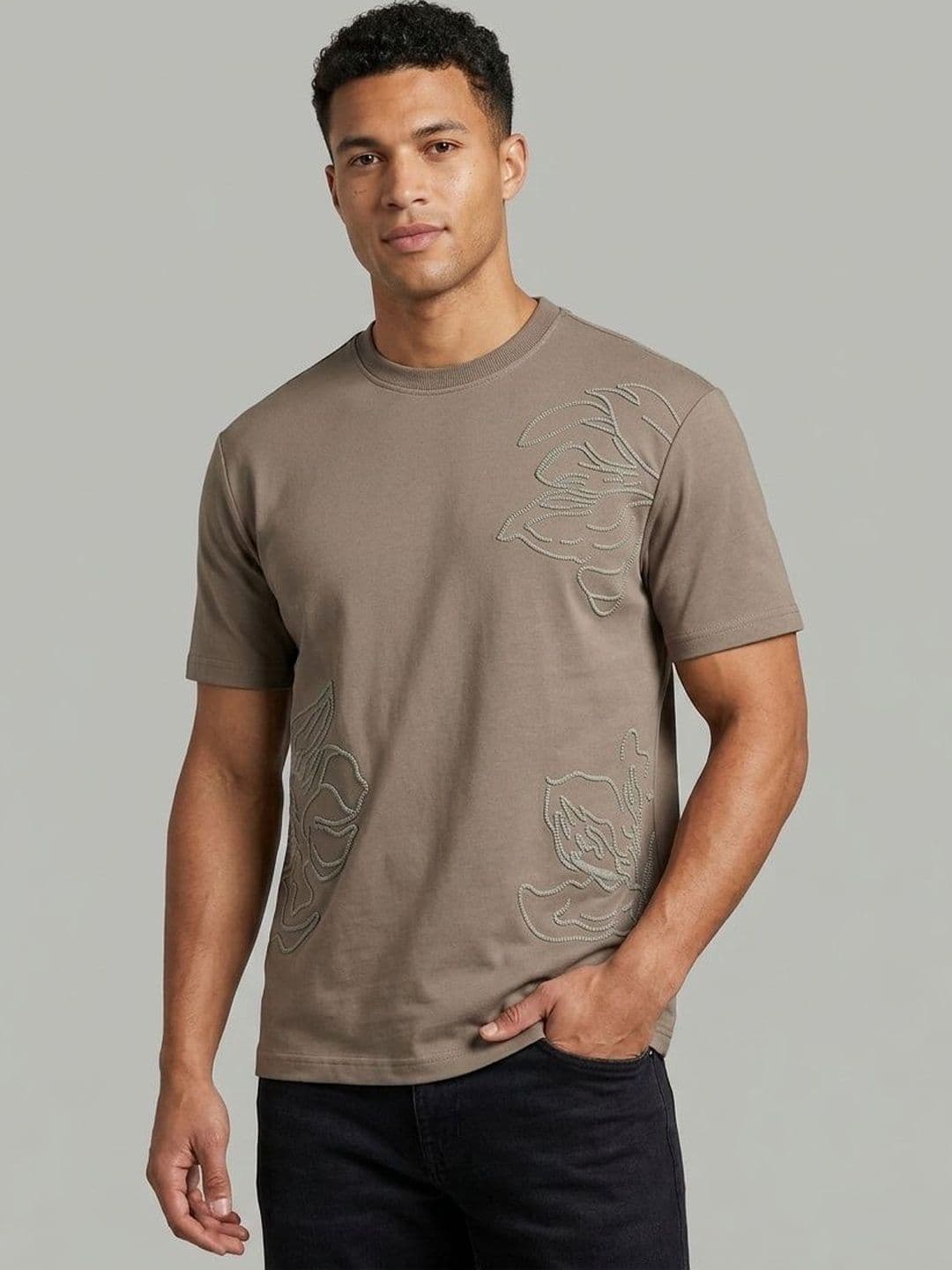 BIGCAPS Men Solid Casual T-Shirt - view 1