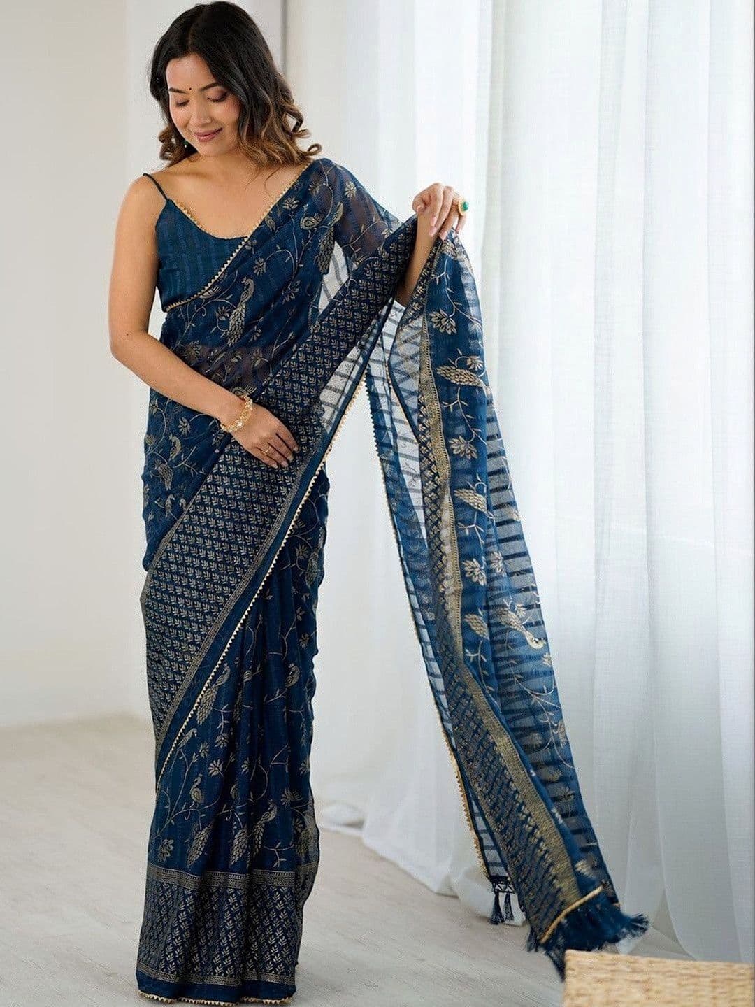Varanga Floral Zari Pure Chiffon Saree - view 1