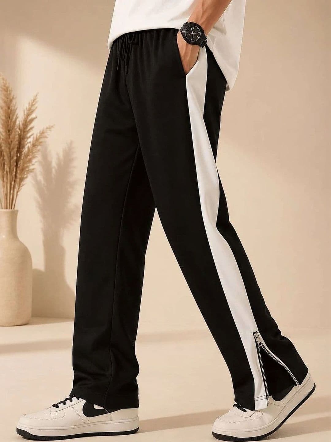 SIXTEENLINES Men Relaxed Fit Colourblocked Track Pants - view 1