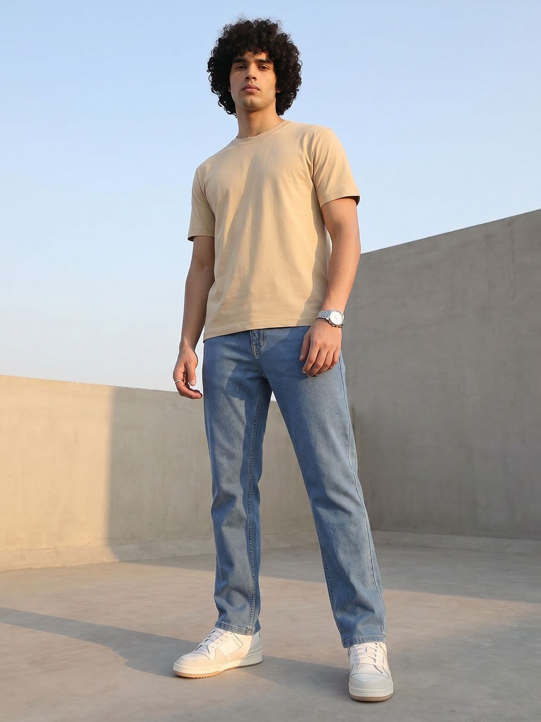 The Roadster Life Co. Men Relaxed Fit Light Fade Stretchable Jeans - view 1