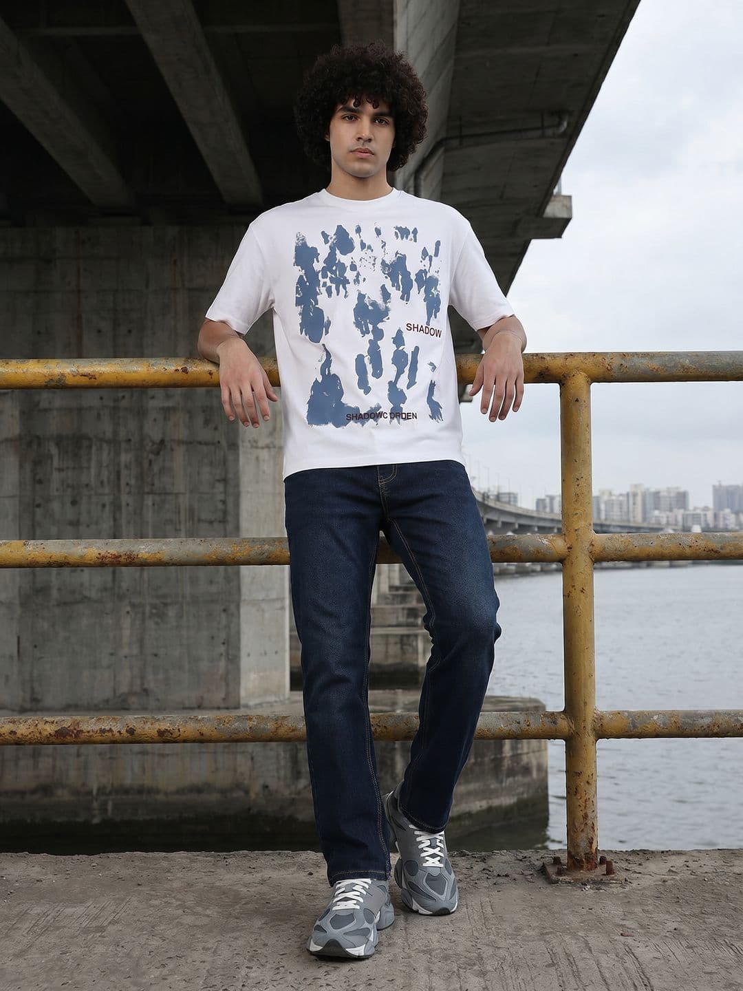 The Roadster Life Co. Men Dark Shade Stretchable Jeans - view 1