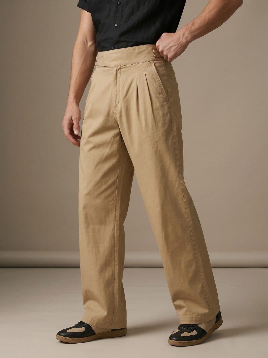 glitchez Men Pure Cotton Pleated Relaxed Fit Trousers - view 1