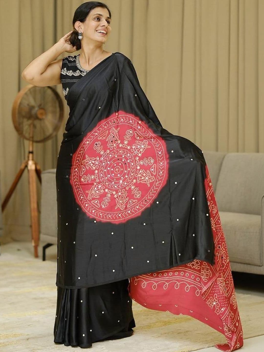 STAVA CREATION Ethnic Motifs Sequinned Heavy Work Block Print Saree - view 1