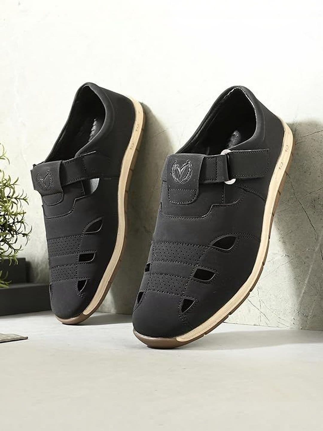 Vellinto Men Fisherman Sandals - view 1