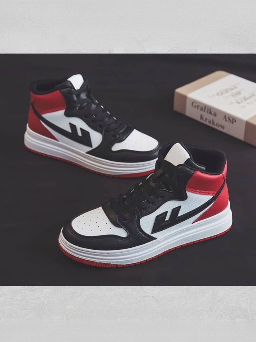 LABBIN Men Colourblocked High-Top Sneakers - view 1