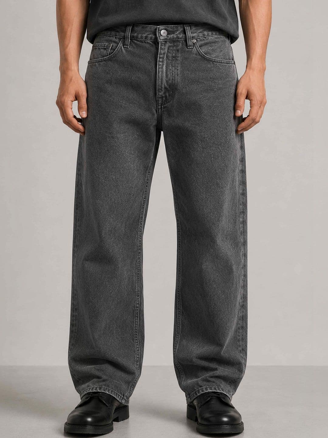 Roadster Men Comfort Straight Fit Mid-Rise Jeans - view 1