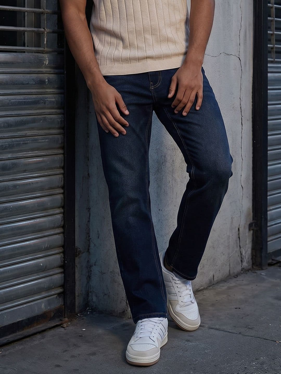 The Roadster Life Co. Men Relaxed Fit Stretchable Jeans - view 1