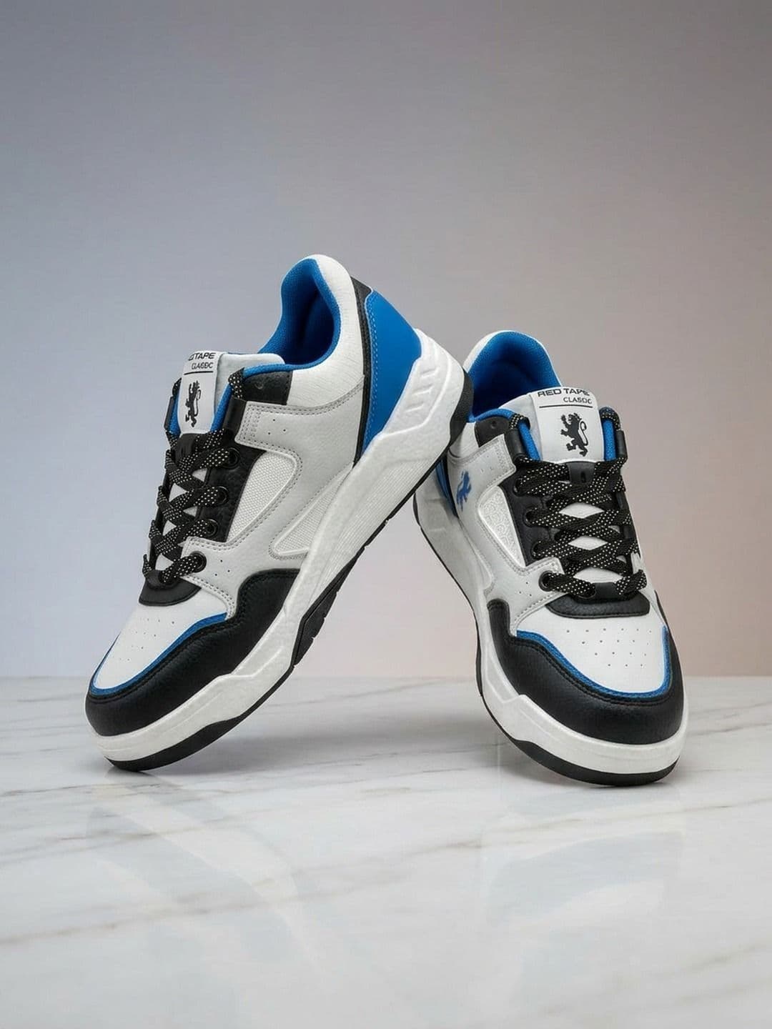Red Tape Men Colourblocked ETPU Sneakers - view 1