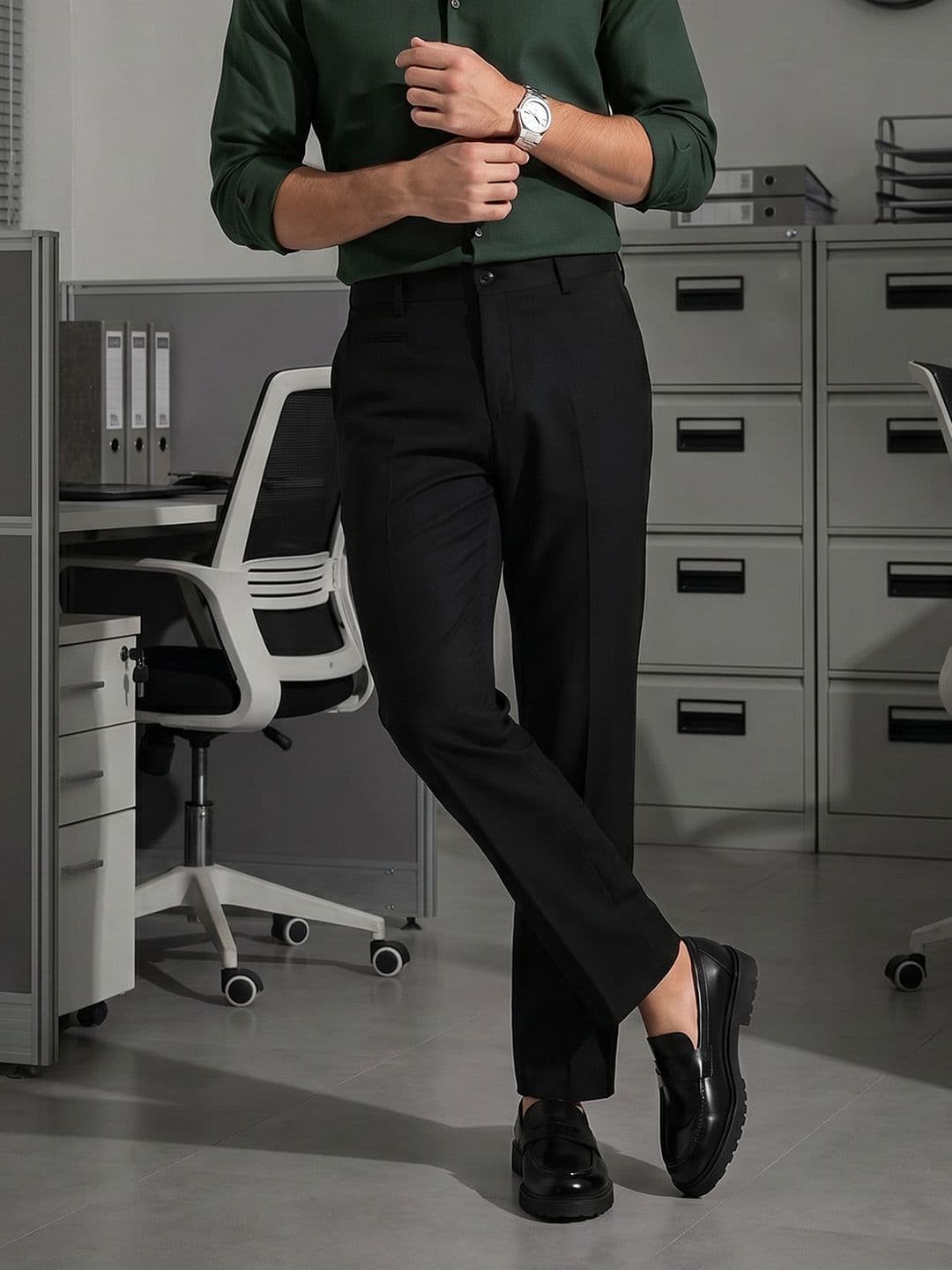 INVICTUS Men Slim Fit Formal Trousers - view 1