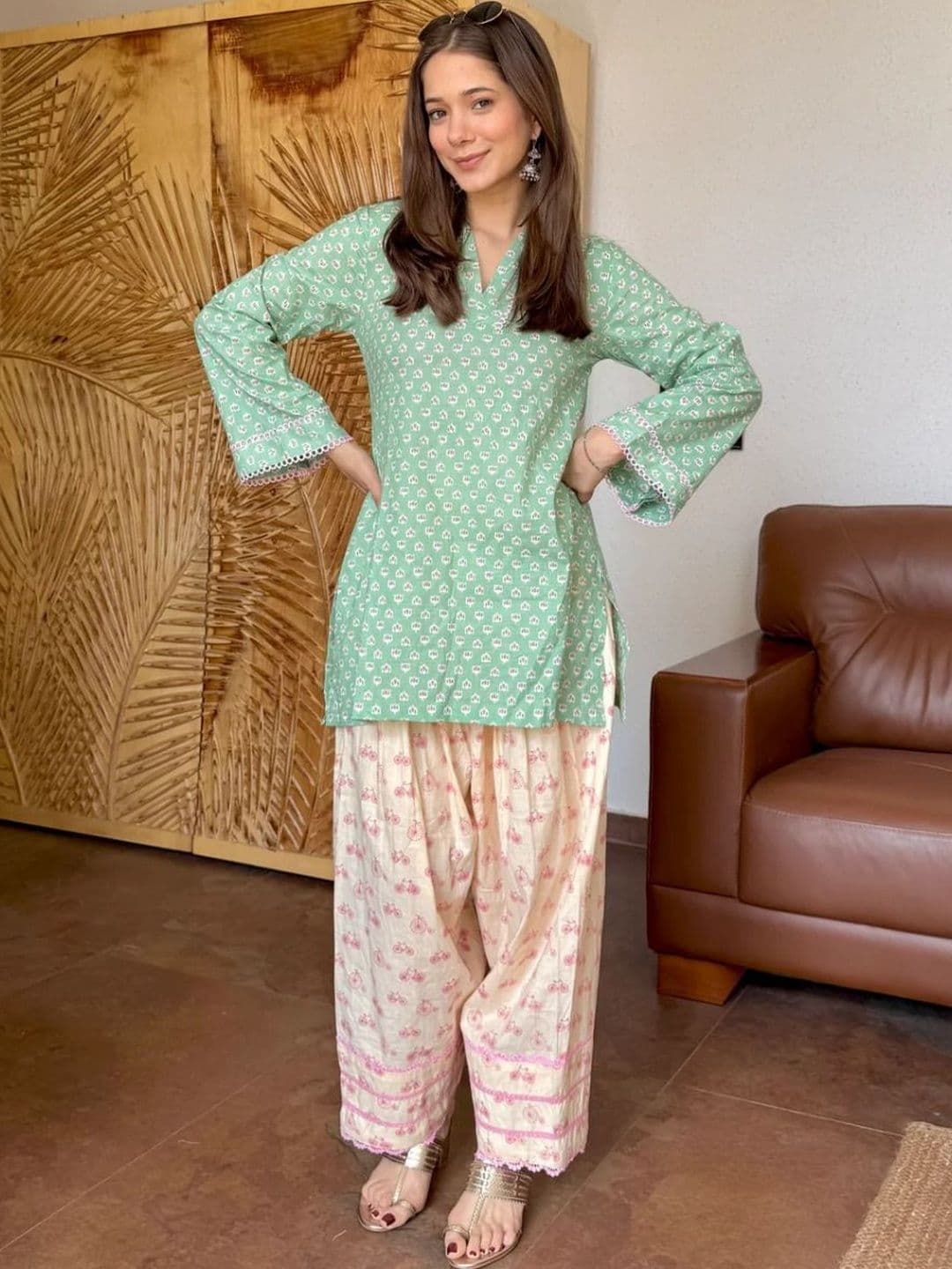 Mitus couture Ethnic Motifs Printed V-Neck Long Sleeves Pure Cotton Kurti With Patiala - view 1