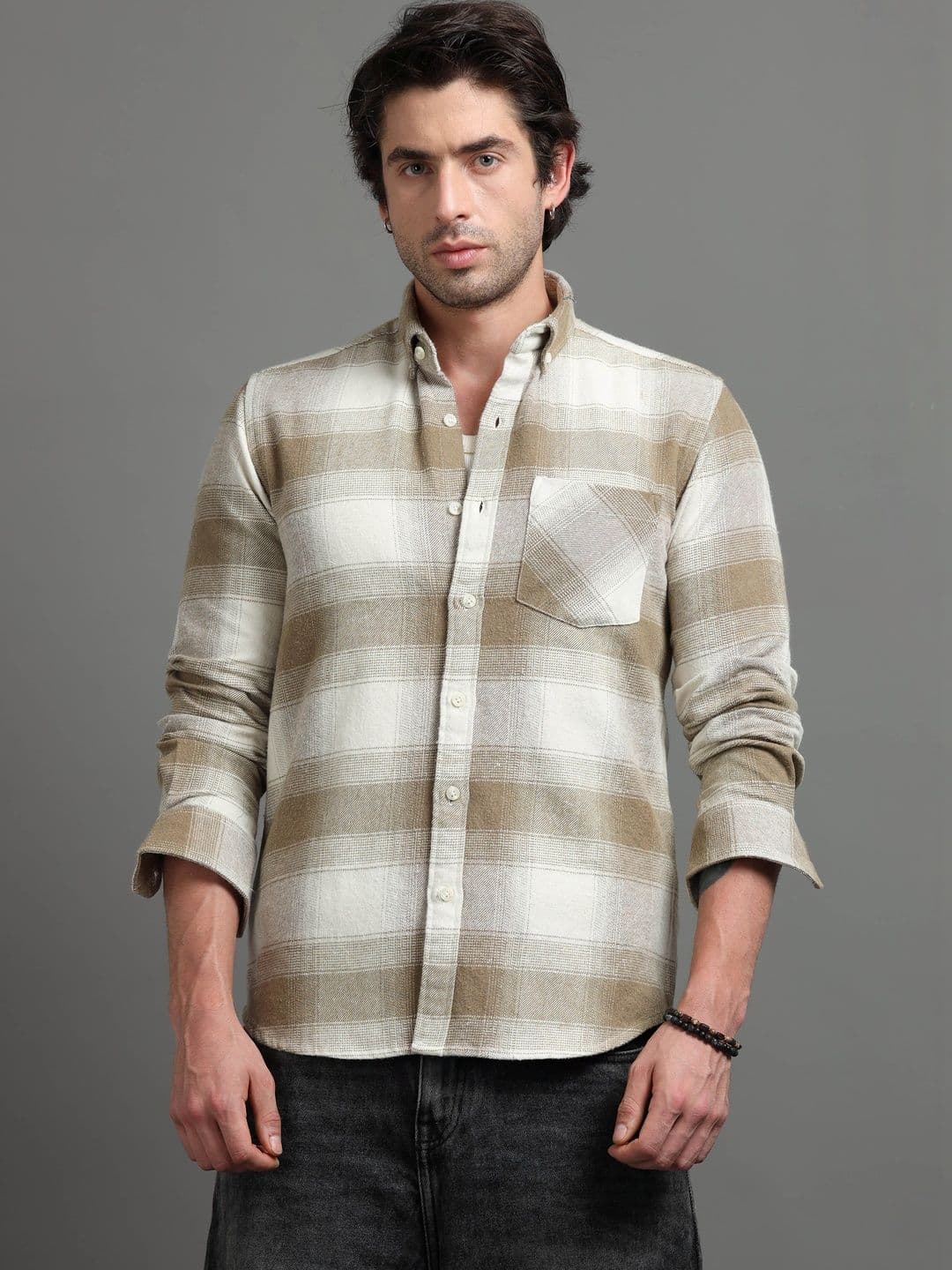 FashionDistrict Men Relaxed Tartan Checks Checked Casual Shirt - view 1