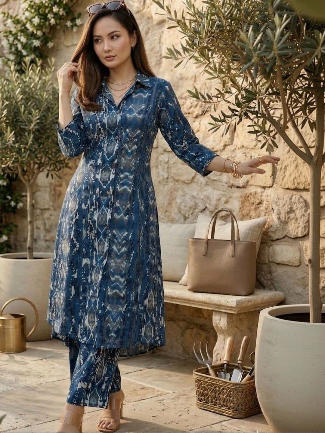 OBLEK Women Printed Tunic with Trousers - view 1