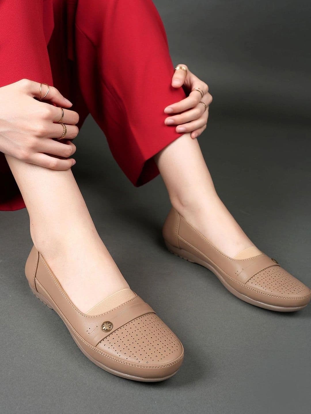 Moda Rapido Women Perforations Loafers - view 1