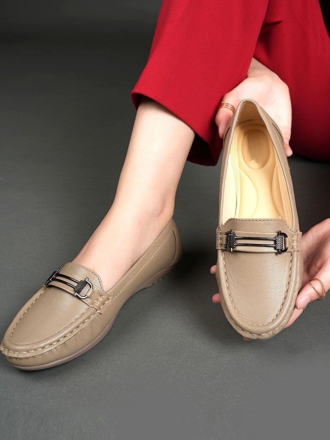 Moda Rapido Women Textured Driving Shoes - view 1