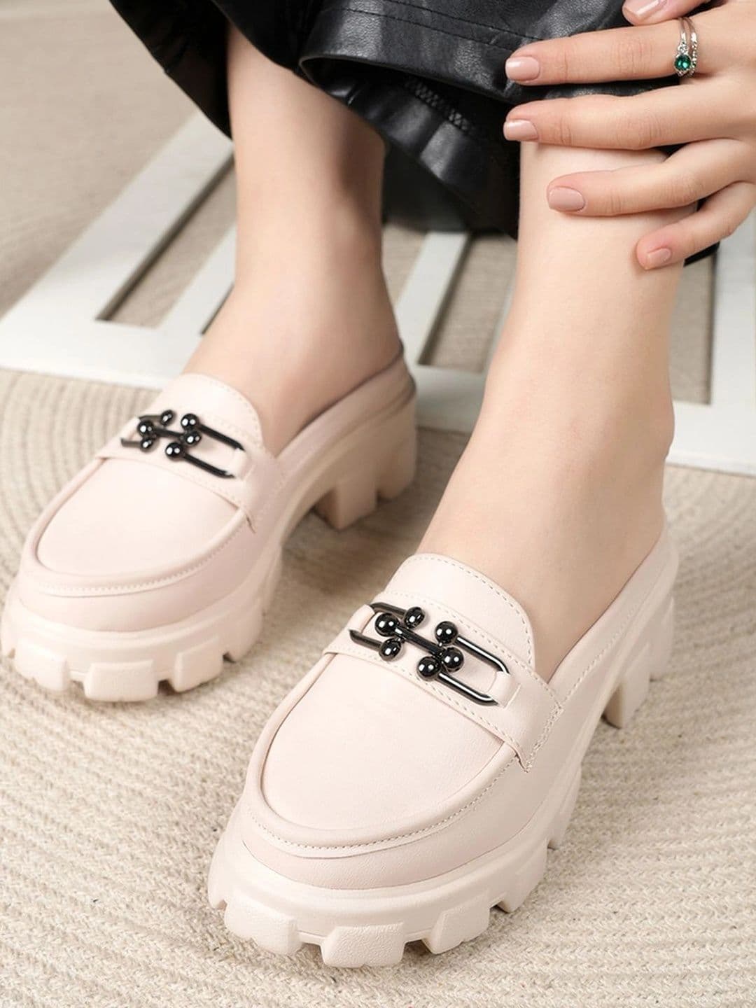 Moda Rapido Women Loafers - view 1
