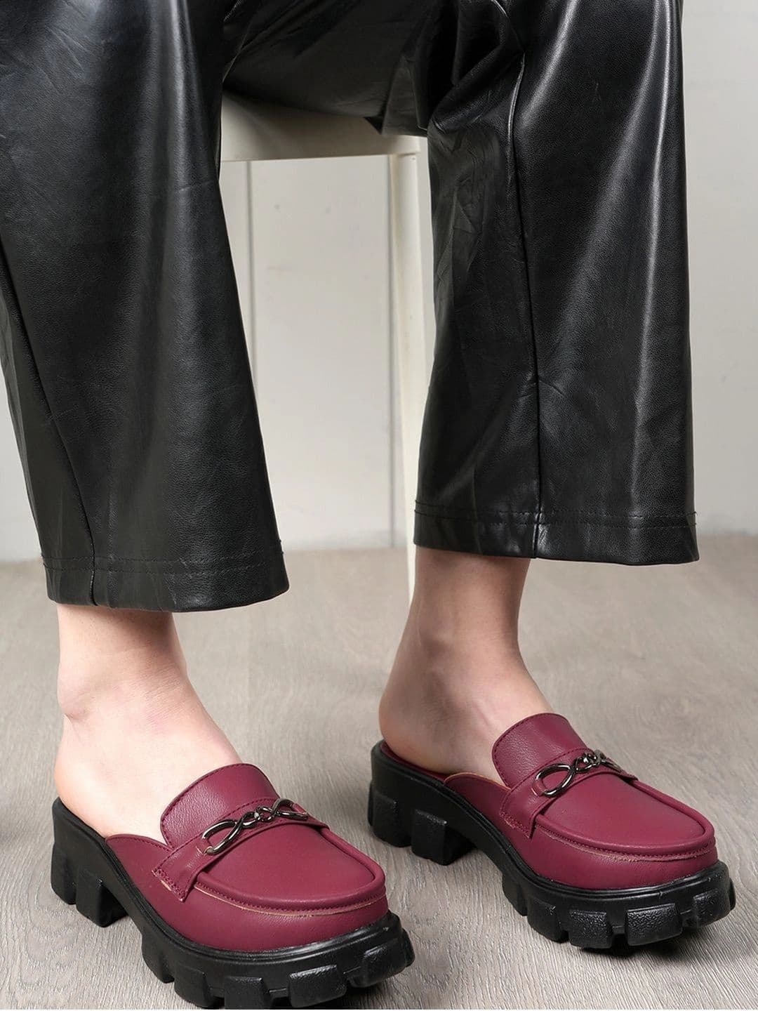 Moda Rapido Women Loafers - view 1
