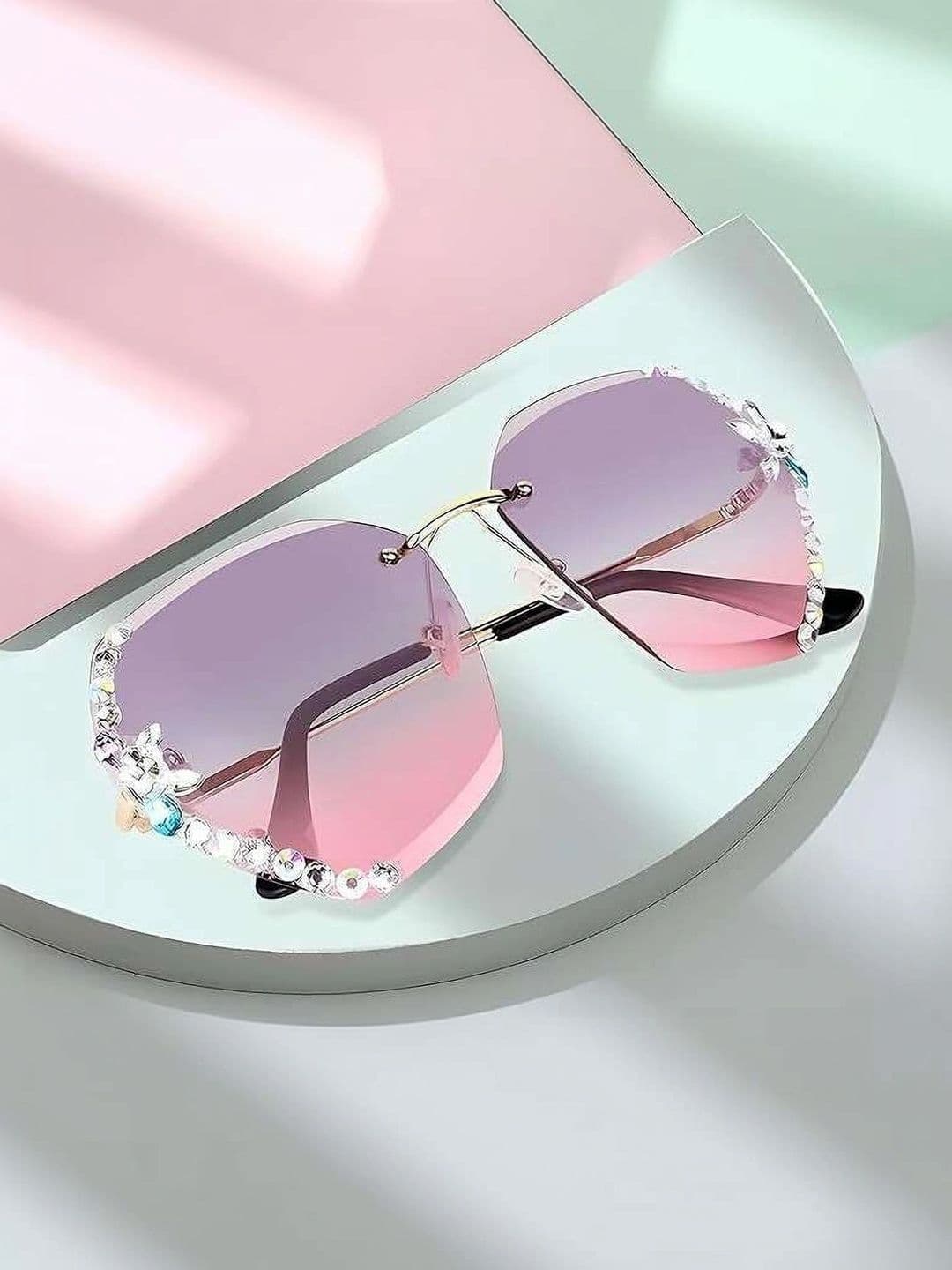 YOUTH CLUB Unisex Pink Lens & Gold-Toned Oversized Sunglasses with - view 1