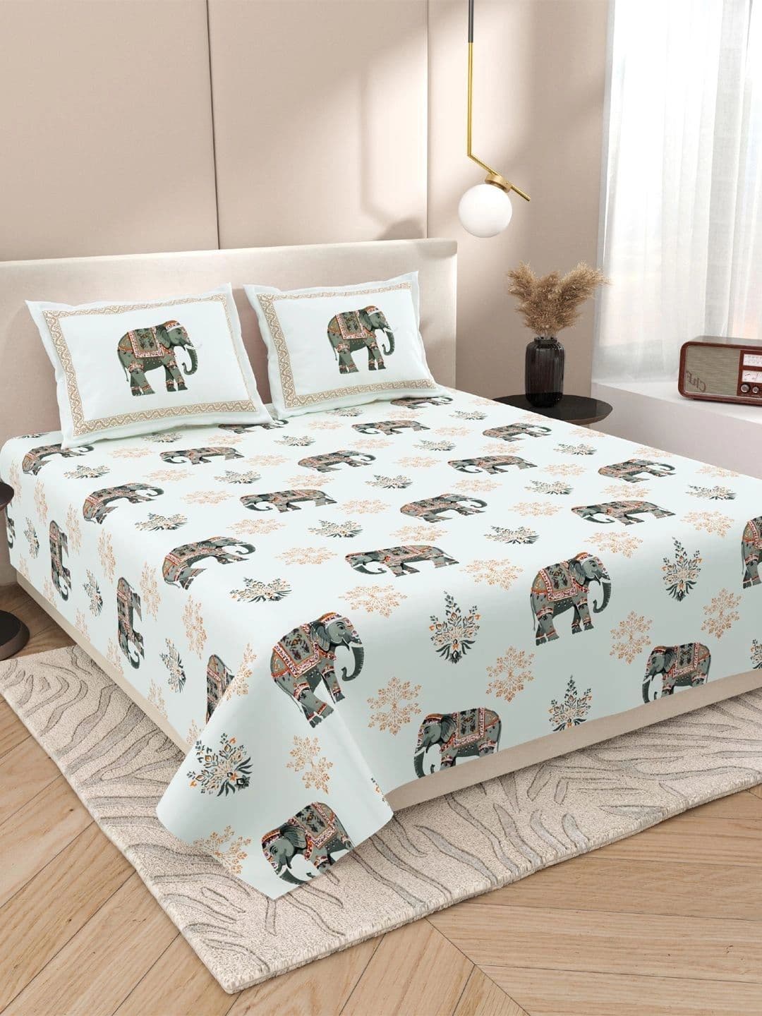 Sangria Cream-Coloured & Green Animal Pure Cotton Soft Feel 160 TC King Regular Bedsheets - view 1