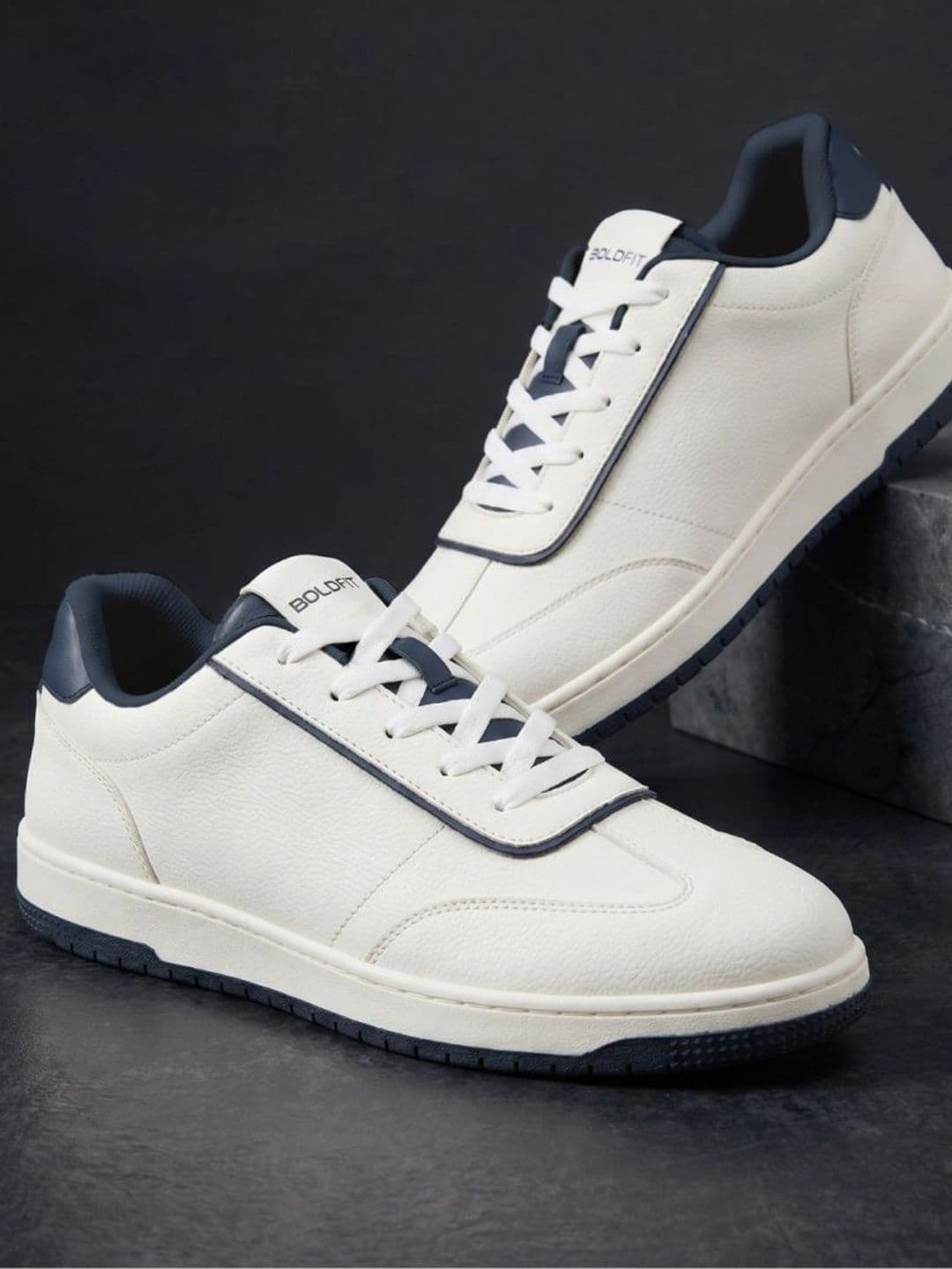 BOLDFIT Men Offwhite Navy Street Flow Sneakers Shoes - view 1
