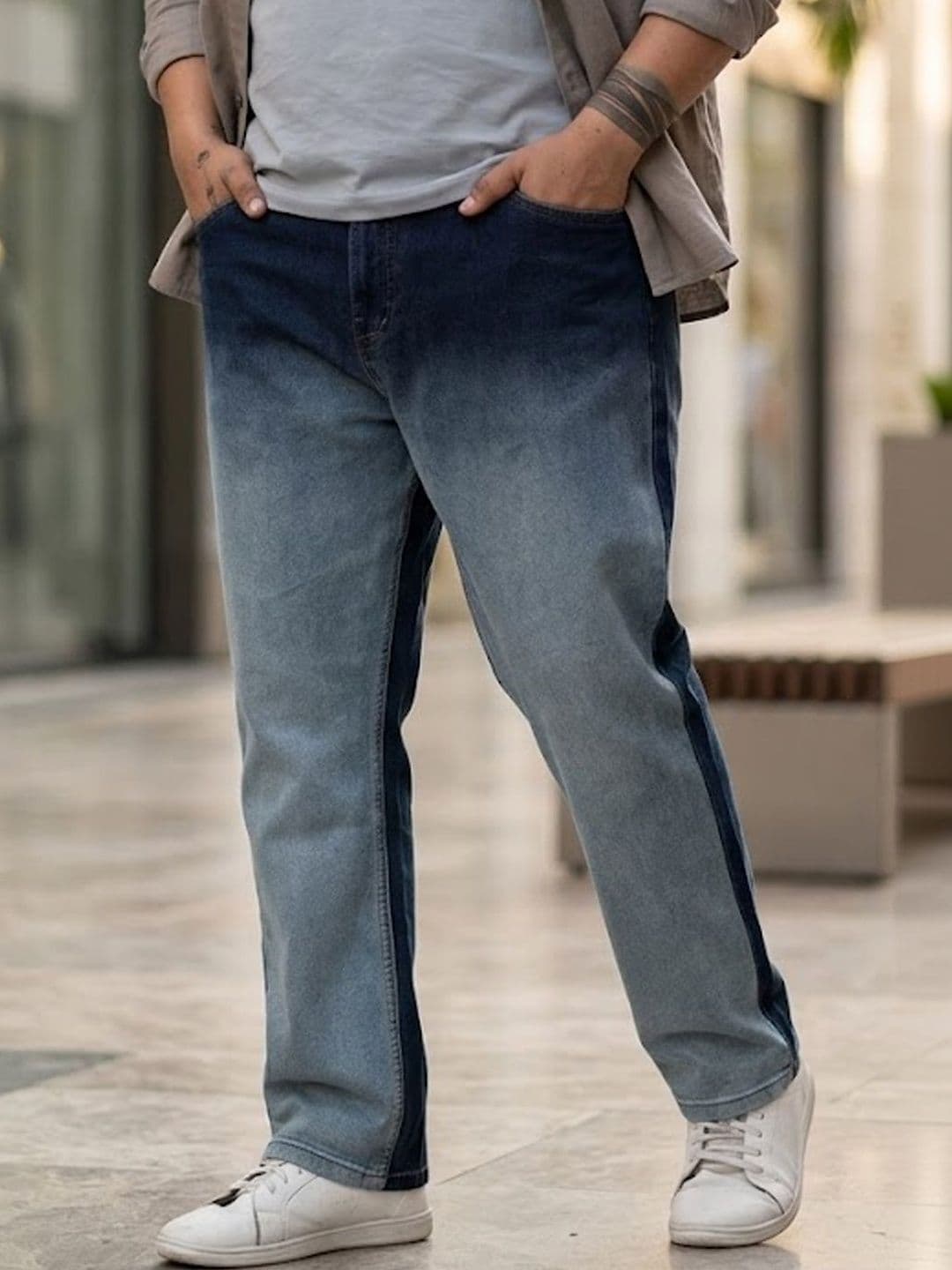 Urbano Plus Men Blue Straight Fit Heavy Washed Faded Denim Stretchable Jeans - view 1
