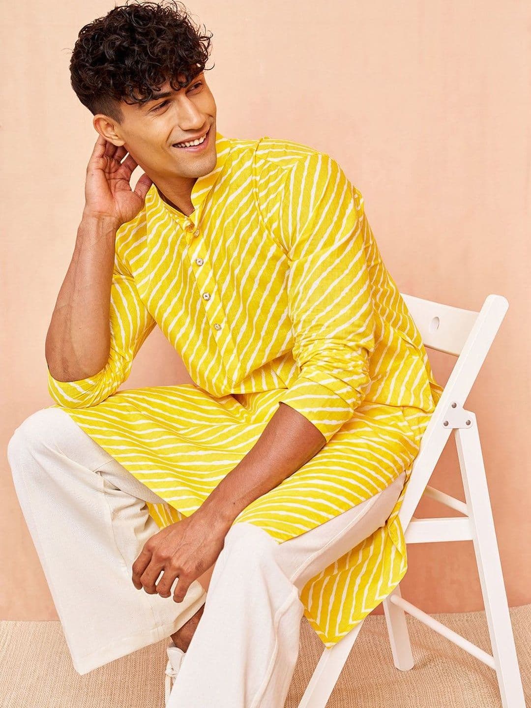 VASTRAMAY Leheriya Printed Cotton Straight Kurta - view 1