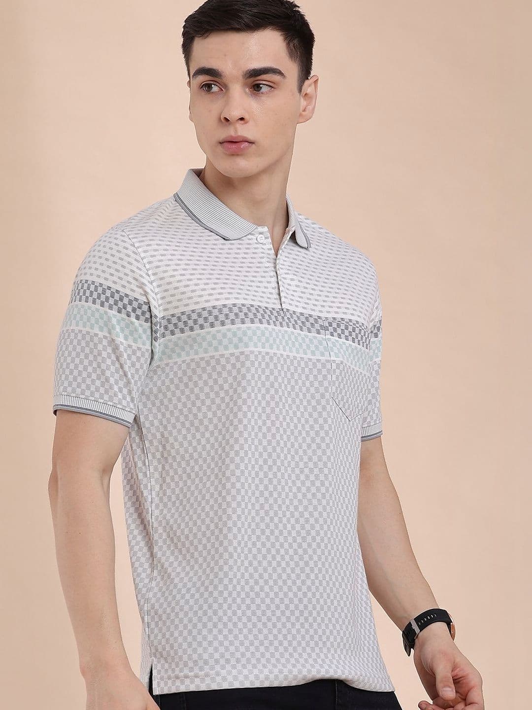 V-Mart Men Checked Polo Collar Pockets T-shirt - view 1