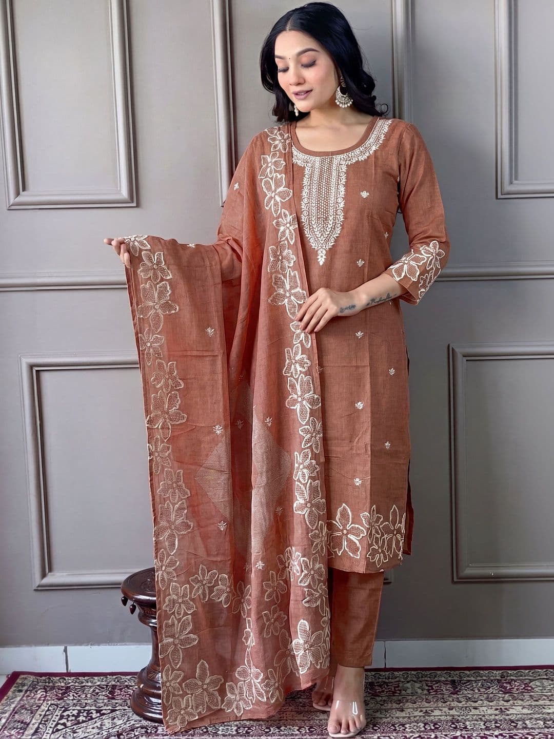 ANKHIR ERA Women Floral Embroidered Regular Thread Work Kurta with Trousers & With Dupatta - view 1