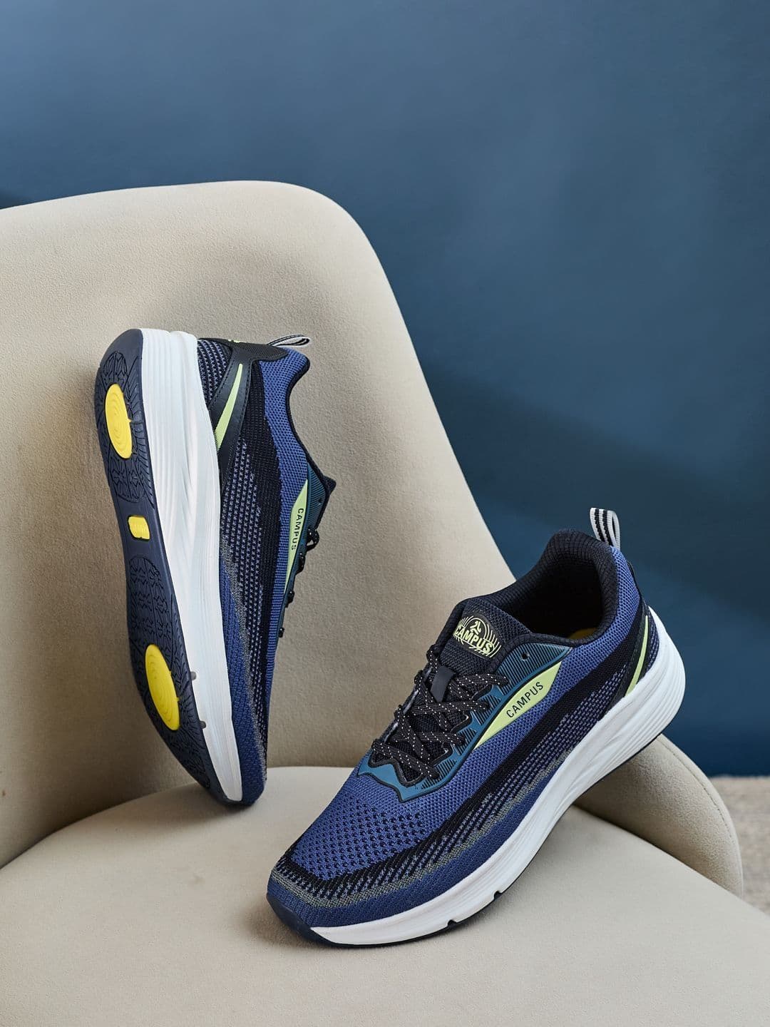 Campus Men Mesh Running Shoes - view 1