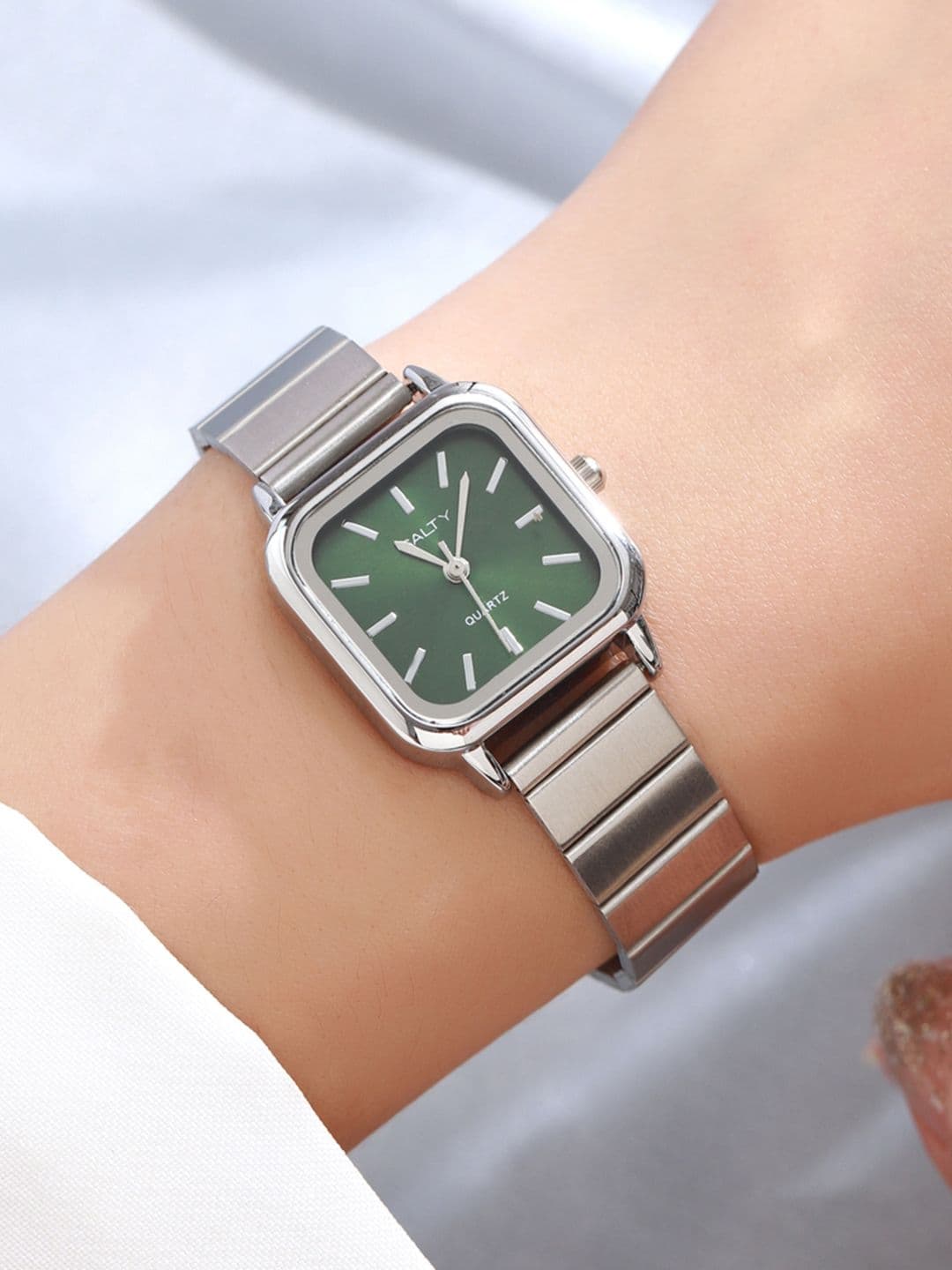 SALTY Women Green Forest Dial Sleek Watch WT-S-0005-S-GR - view 1