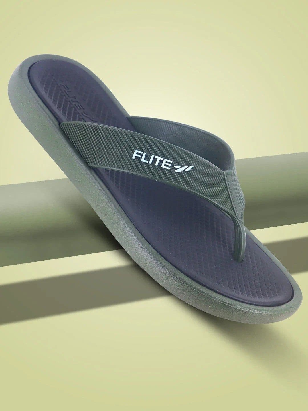 FLITE Men Thong Flip-Flops - view 1