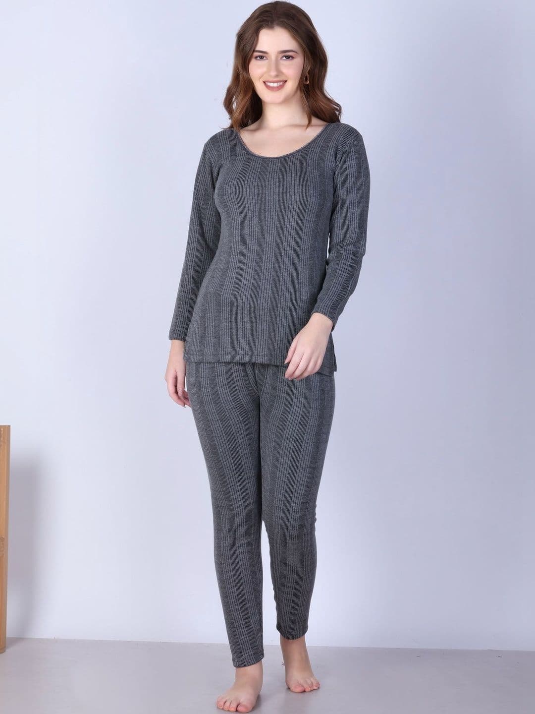 HIMYUG Round Neck Thermal Set - view 1