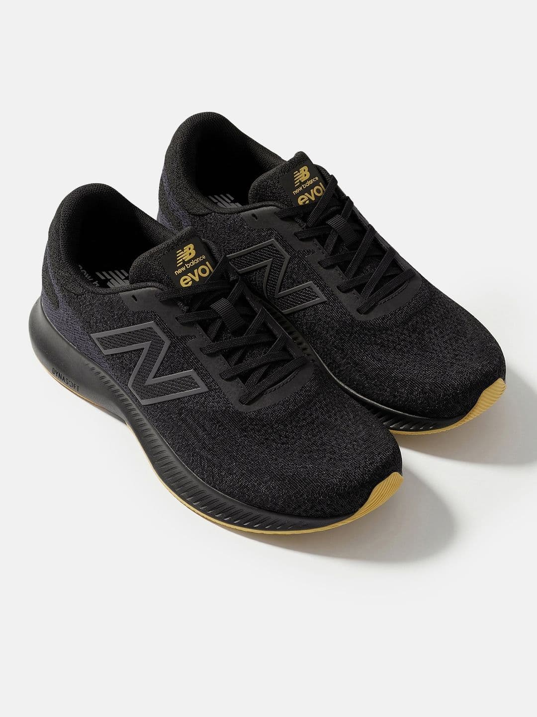 New Balance Men EVOI Running Shoes - view 1