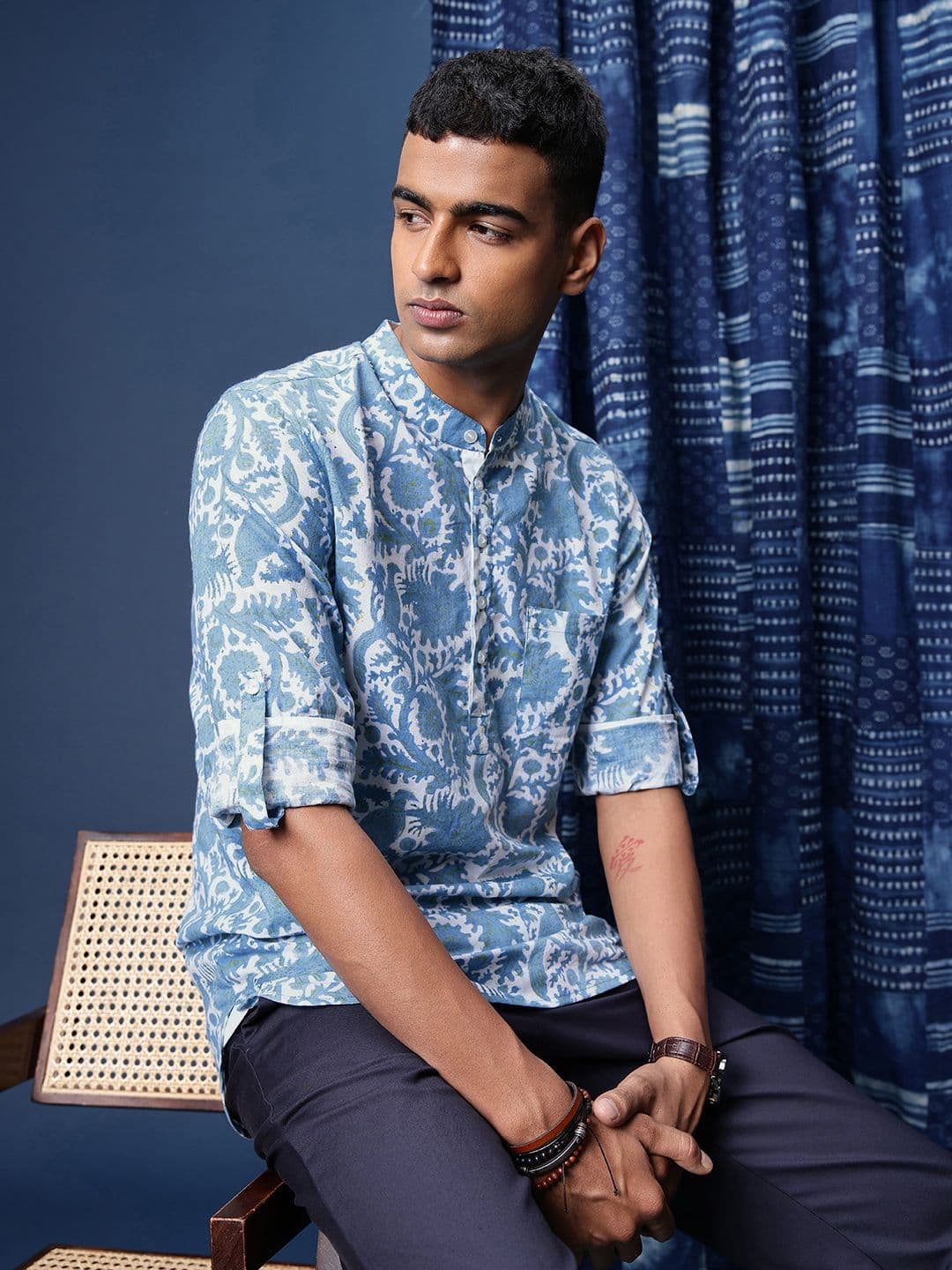 Taavi Ethnic Motifs Block Printed Roll-Up Sleeves Pure Cotton Kurta - view 1