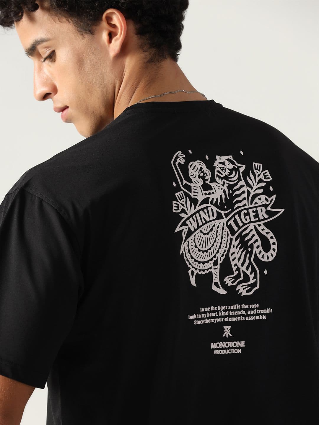 Monotone Men Printed Pockets Boxy T-shirt - view 1