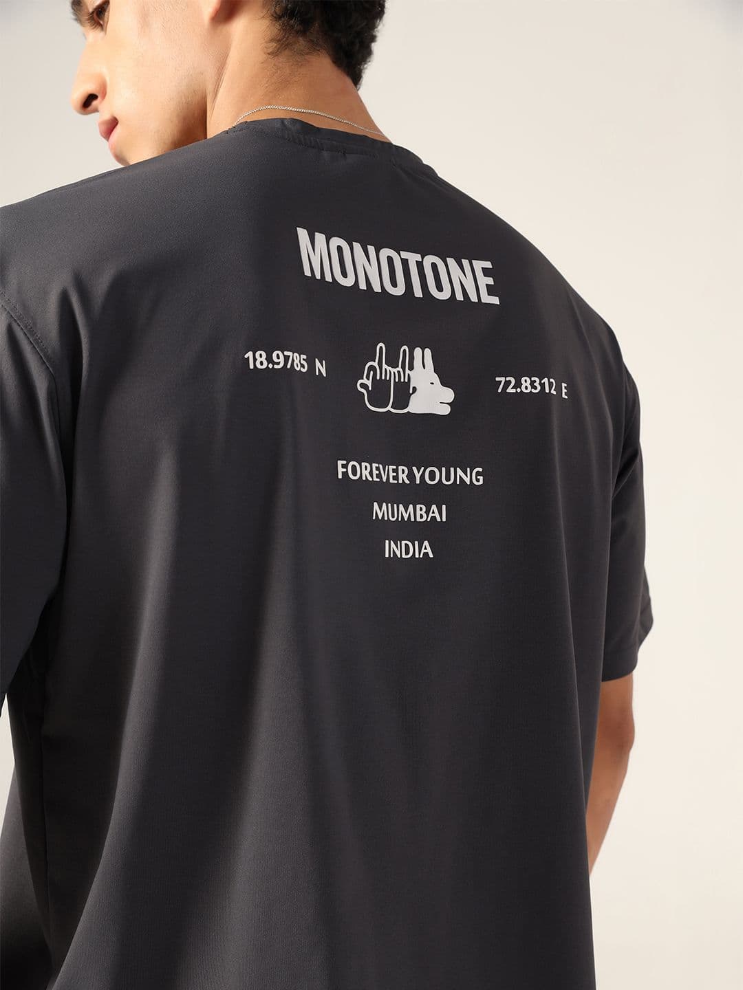 Monotone Men Typography Printed Boxy T-shirt - view 1
