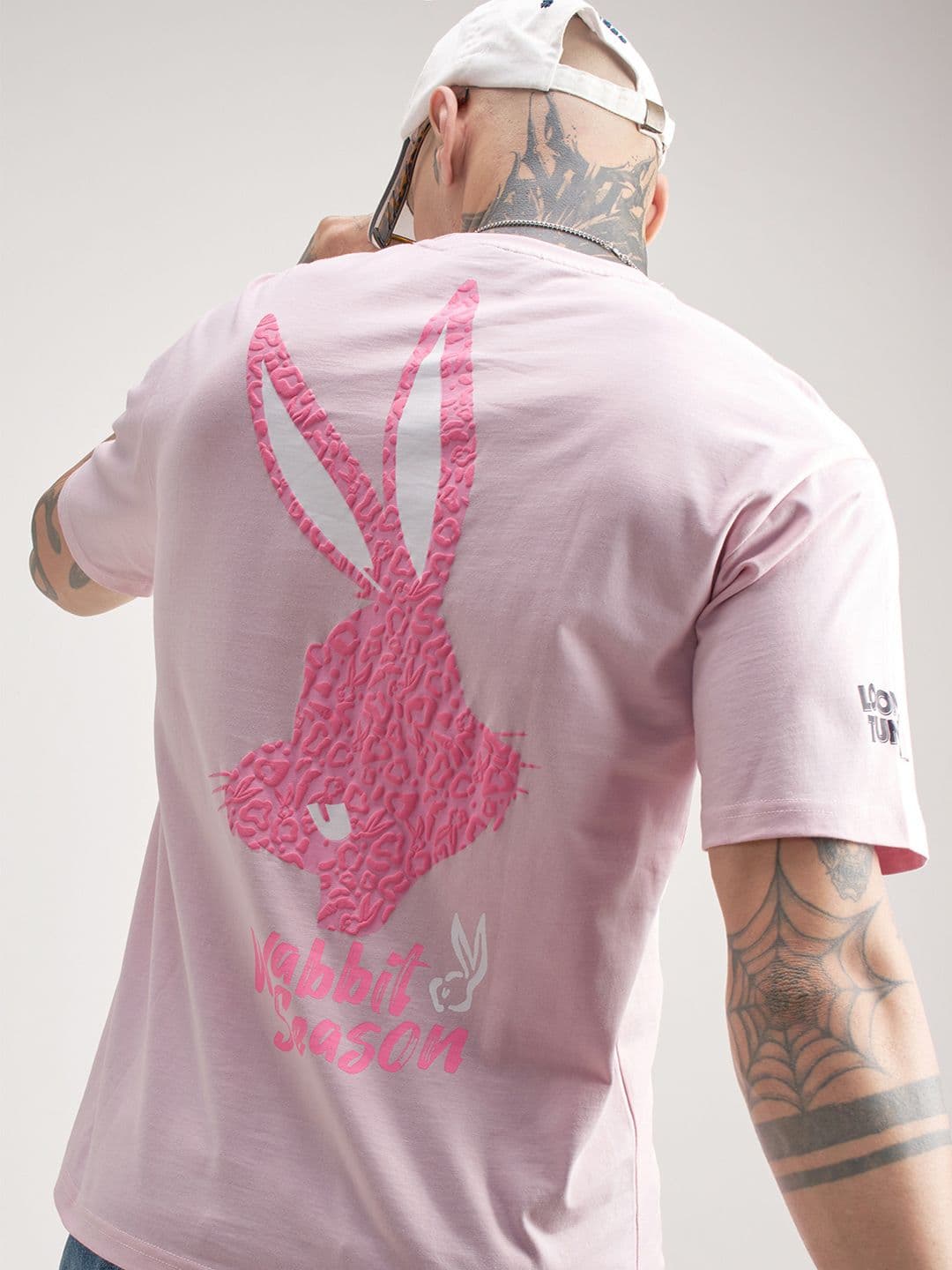 HIGHLANDER Men Looney Tunes Printed Drop-Shoulder Sleeves T-shirt - view 1