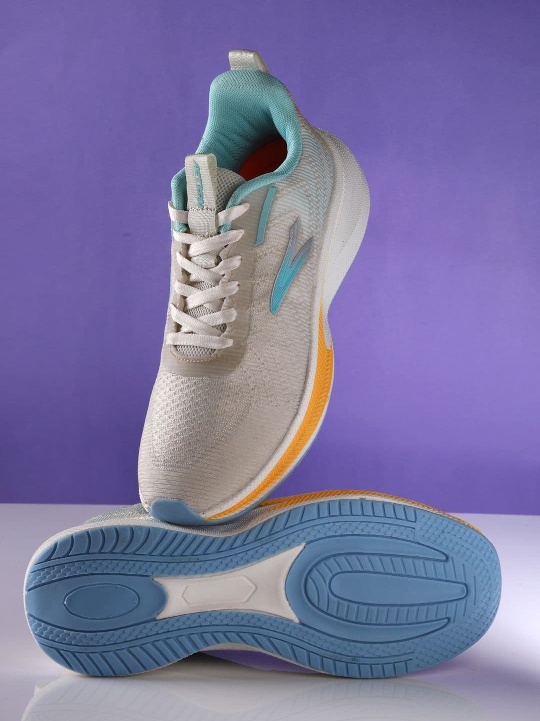 Action Men Mesh Running Non-Marking Shoes - view 1