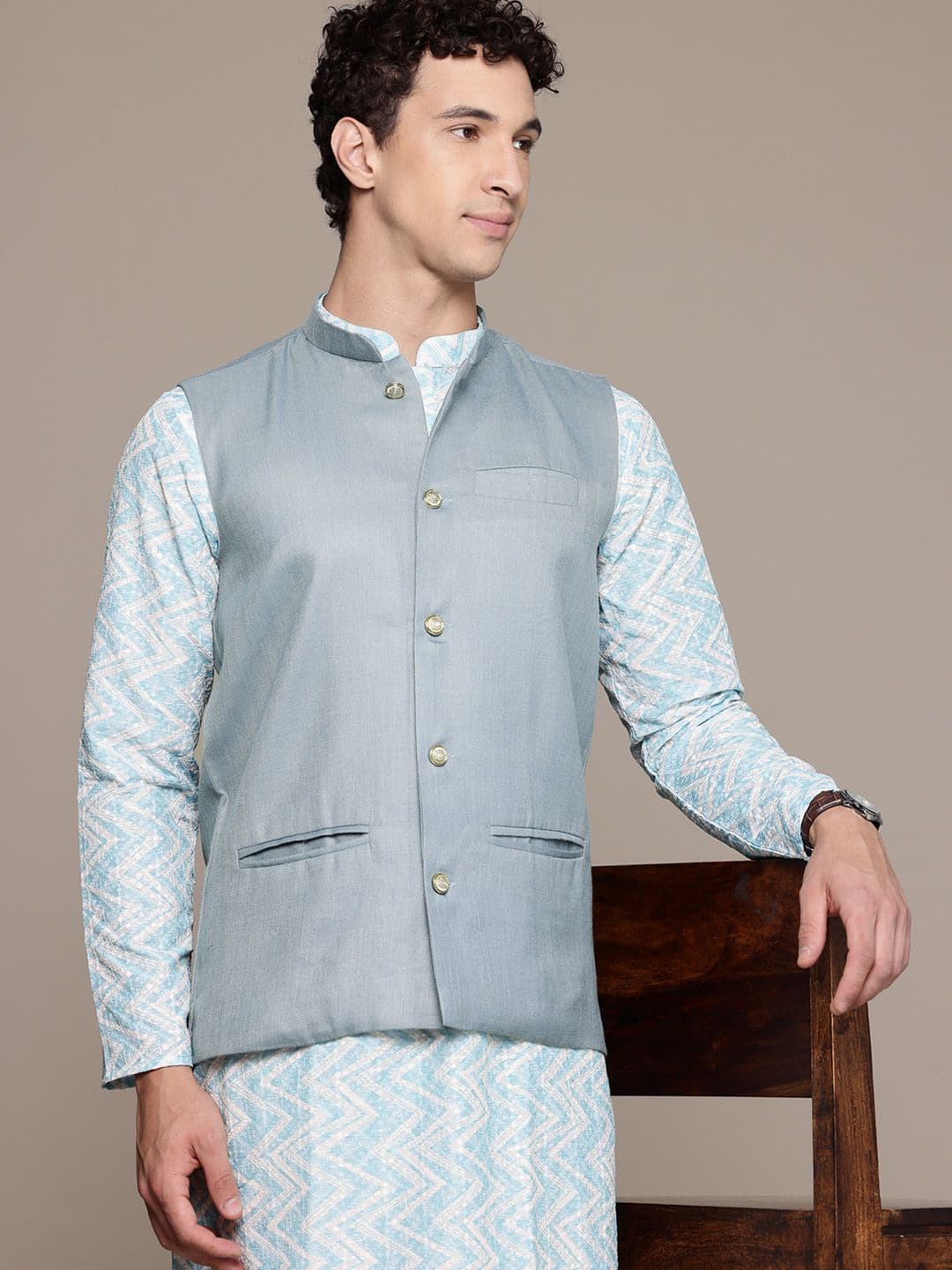 DIVISIVE Mandarin Collar Sleeveless Nehru Jacket - view 1