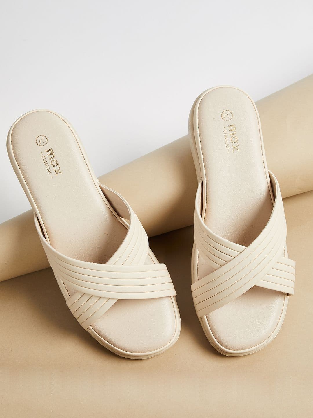 max Women Flats - view 1