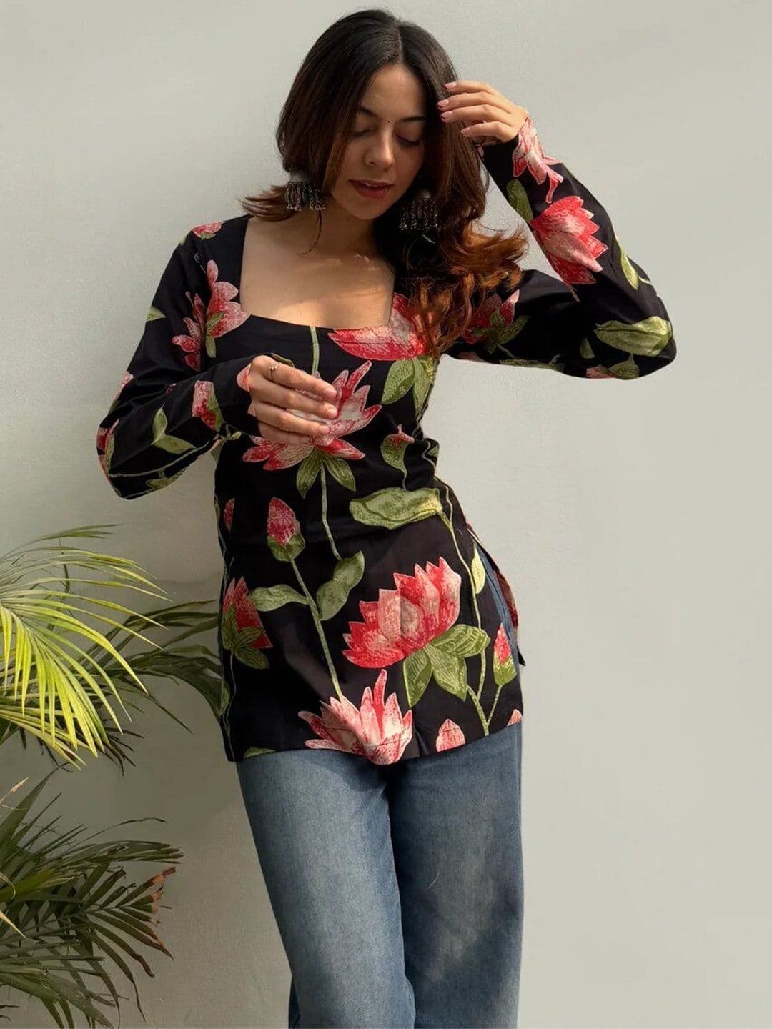 SAANVRA Kurti - view 1