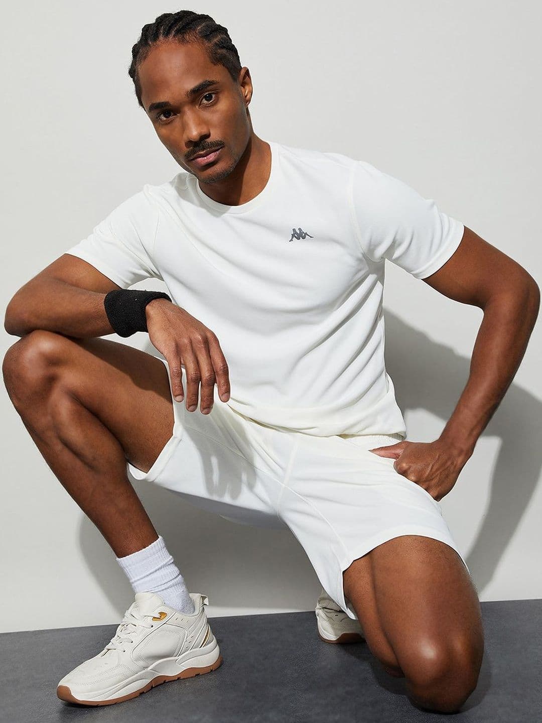 Kappa Men Off White Solid Polyester Regular T Shirt Tshirts - view 1