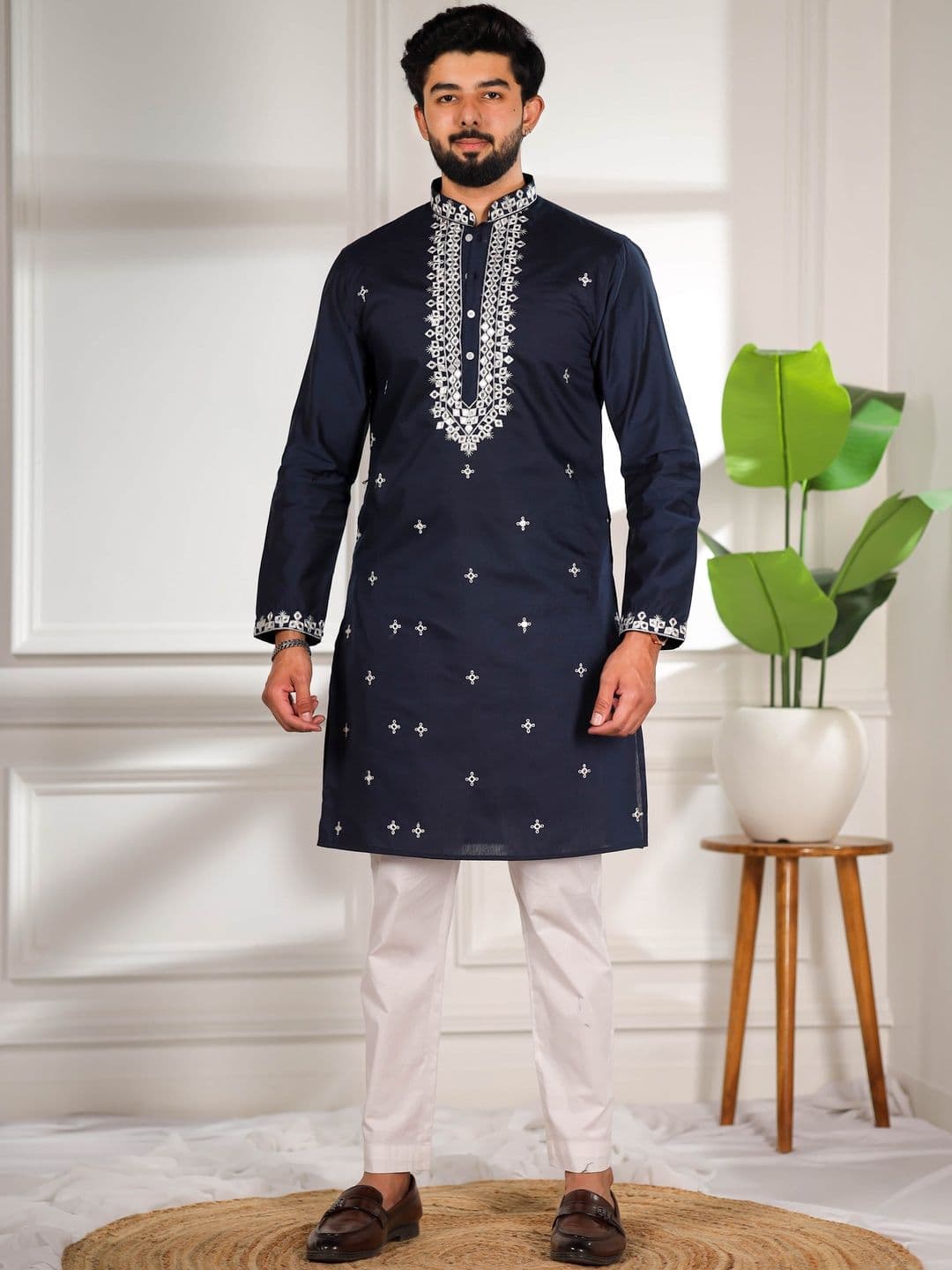 Koshin Men Ethnic Motifs Embroidered Mandarin Collar Cotton Straight Kurtas - view 1