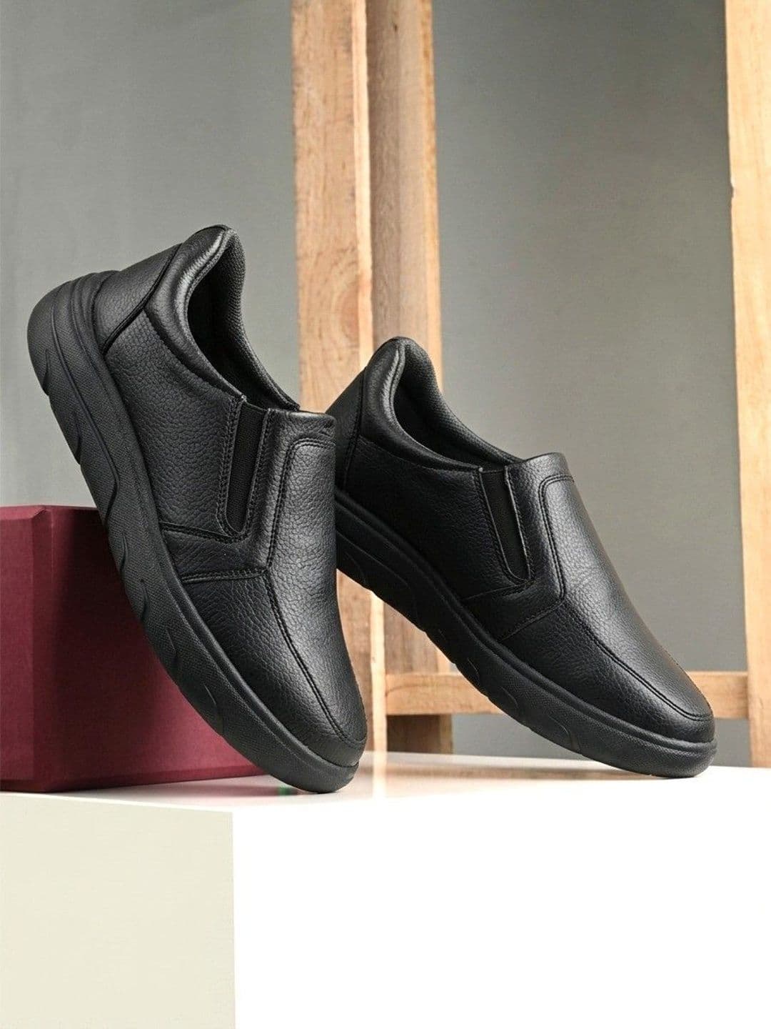 HOS Men LUNA Solid PU Coated Leather Slip-On Casual Comfortable Shoes - view 1