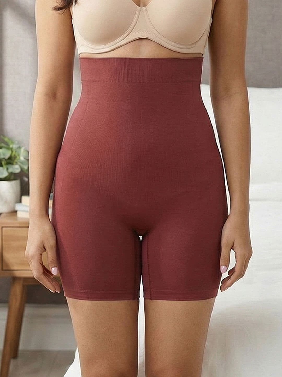 Zivame Women Solid Seamless Tummy & Thigh Shapewear - view 1