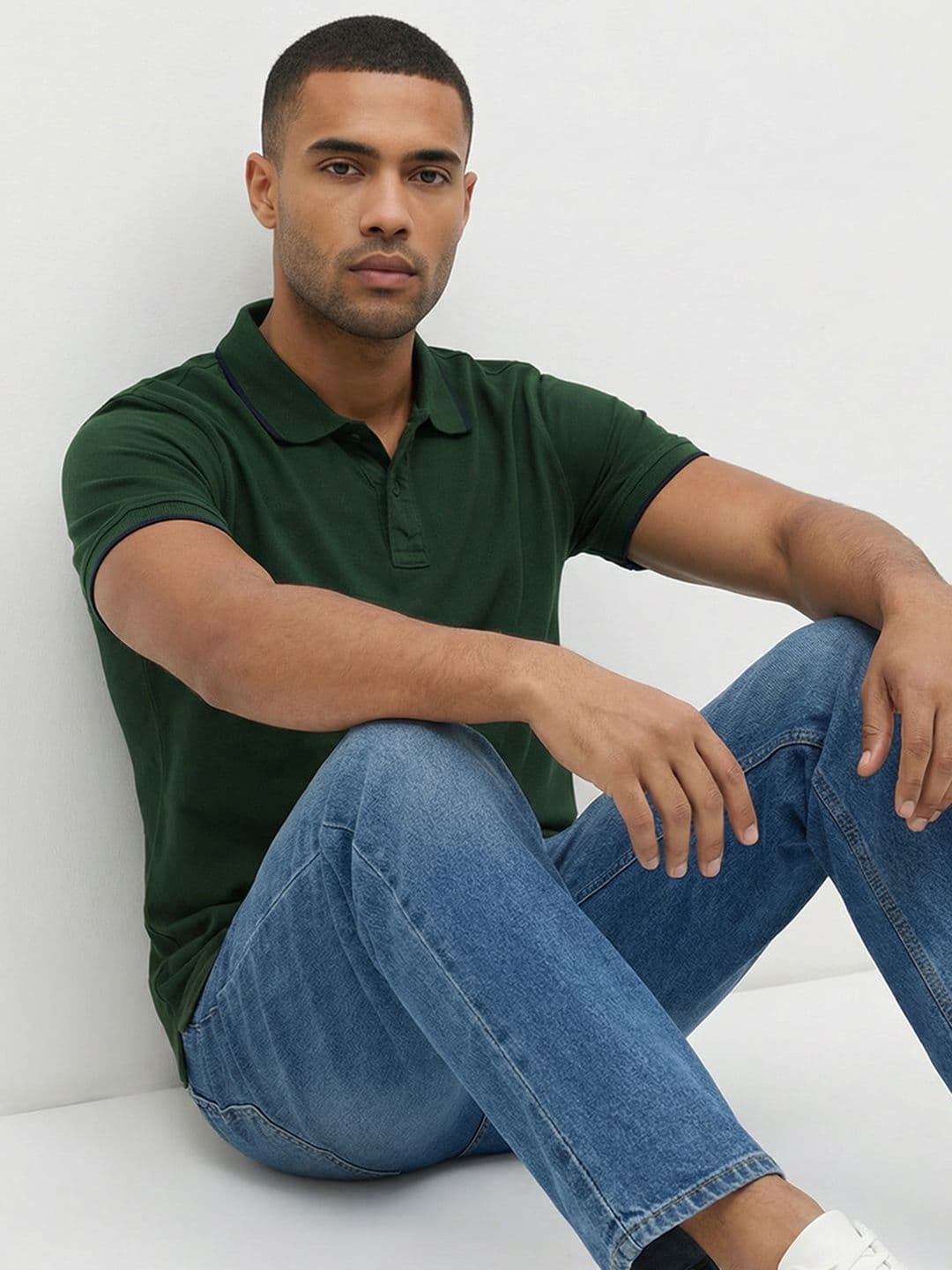 Roadster Men Green Solid Polo Collar Cotton T-shirt - view 1