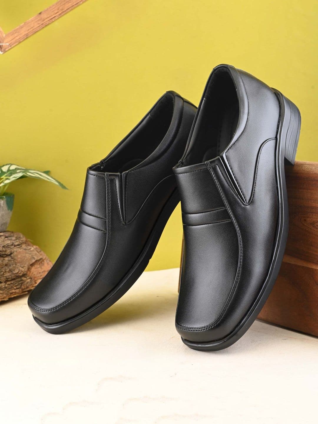 Anouk Men Round Toe Slip-On Shoes Formal Shoes - view 1