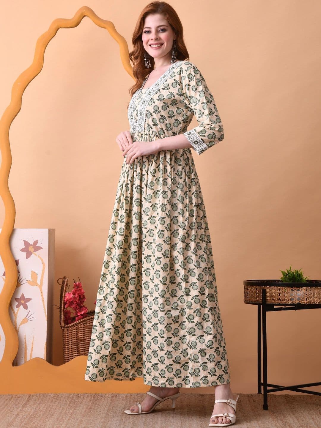 PURSHOTTAM WALA Women Printed Asymmetric Anarkali Kurta - view 1