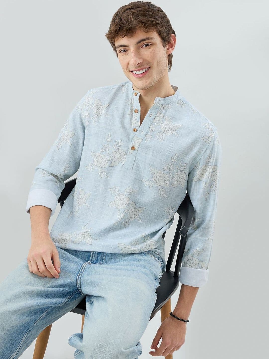 VASTRADO Men Floral Printed Kurta - view 1